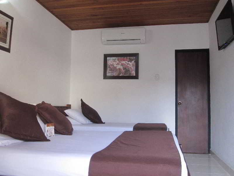Hotel Lusitania Ibagué Kültér fotó