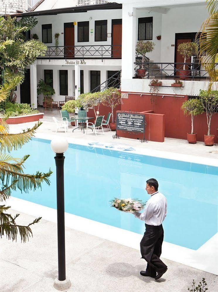 Hotel Lusitania Ibagué Kültér fotó
